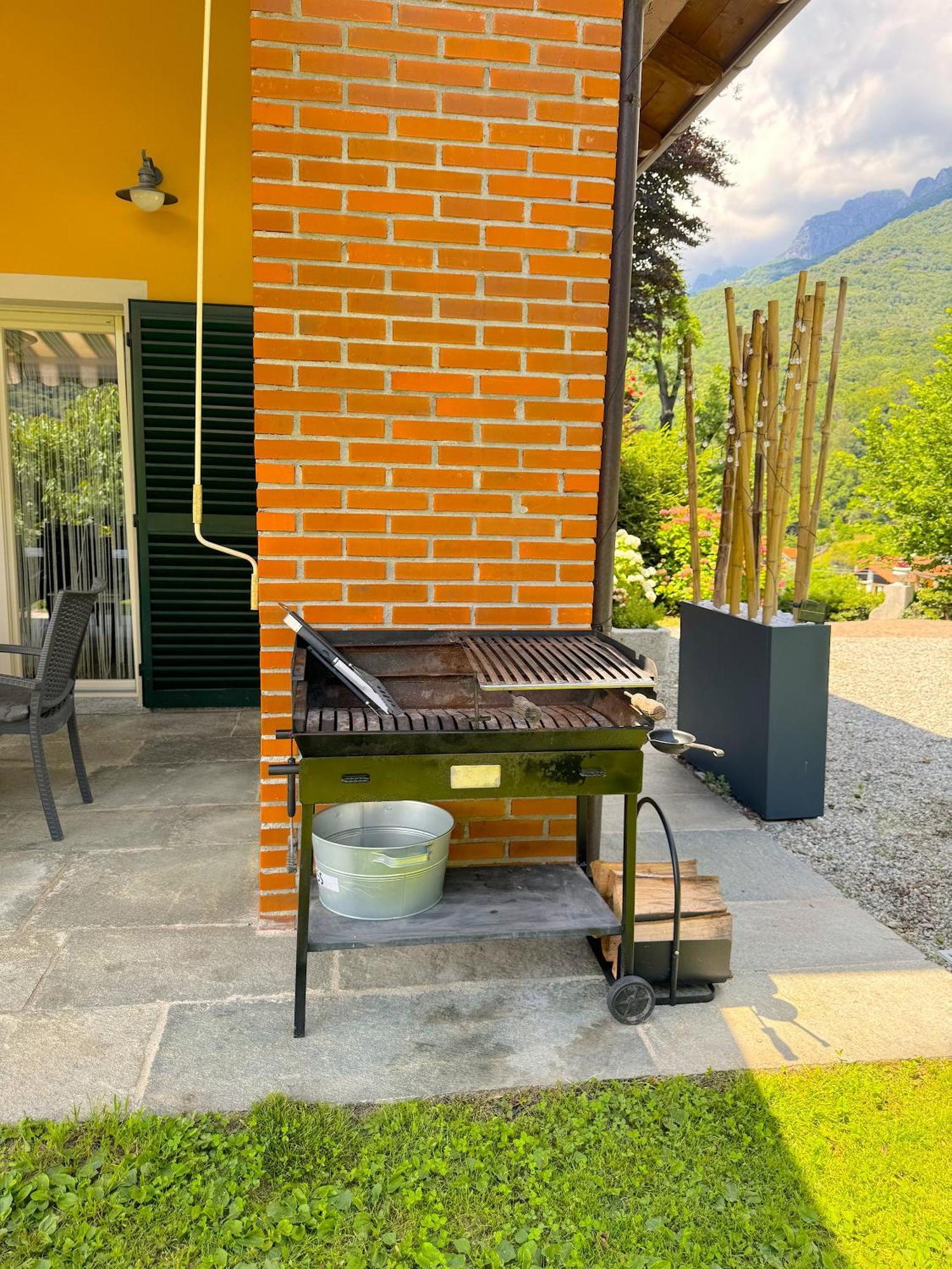 The Comfortable House With Big Pool In The Center Of Mergozzo Exterior foto